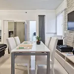 Apartment Mini Fronte Mare Piazza Mazzini Lido di Jesolo