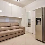 Apartment Mini Fronte Mare Piazza Mazzini